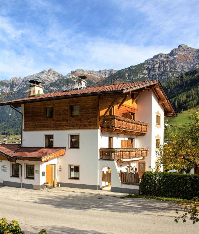 Pension Schneider Neustift im Stubaital Exterior foto