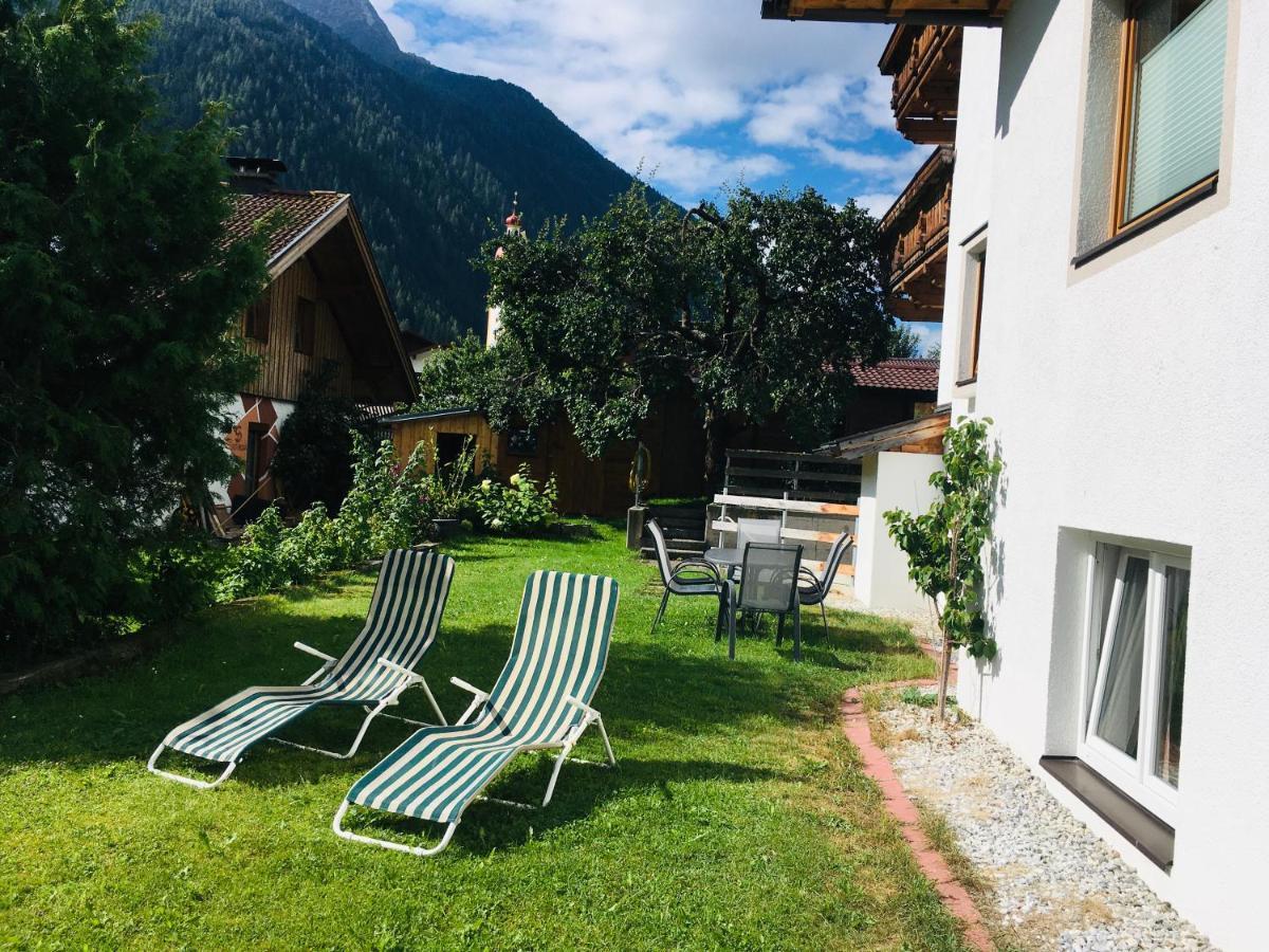 Pension Schneider Neustift im Stubaital Exterior foto